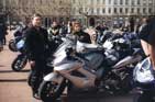 motos sur la place bellecour